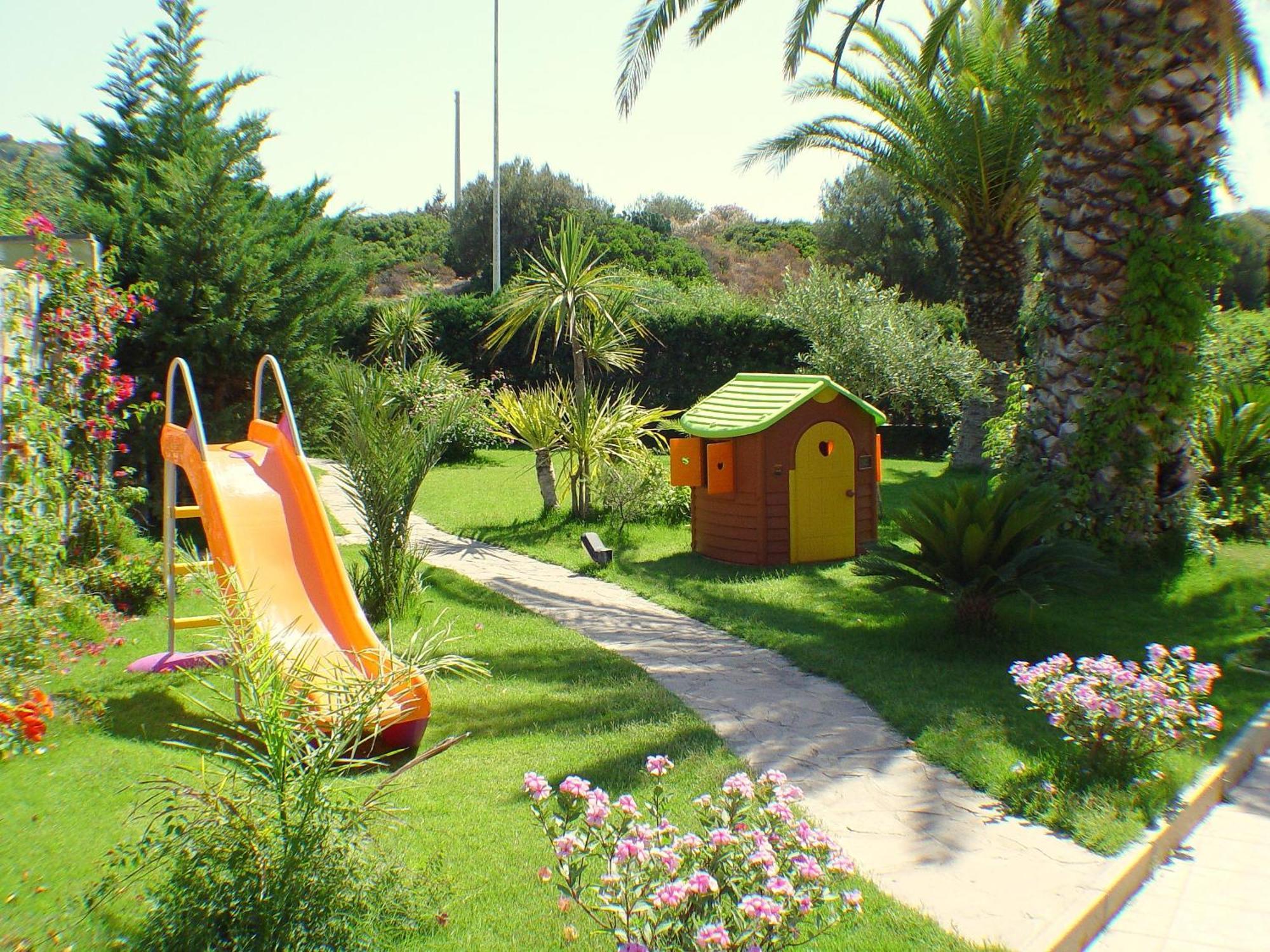 Palm Village Villasimius Eksteriør billede