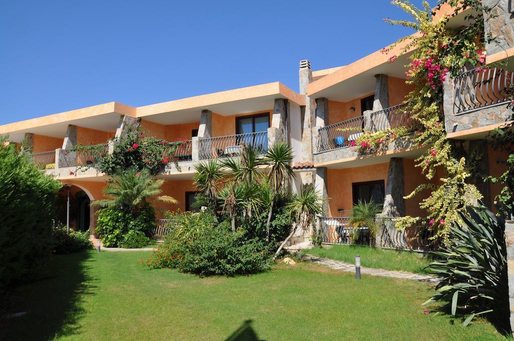 Palm Village Villasimius Eksteriør billede